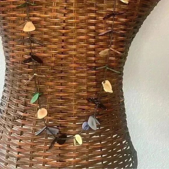 Super long tagua nut necklace - Picture 2 of 4